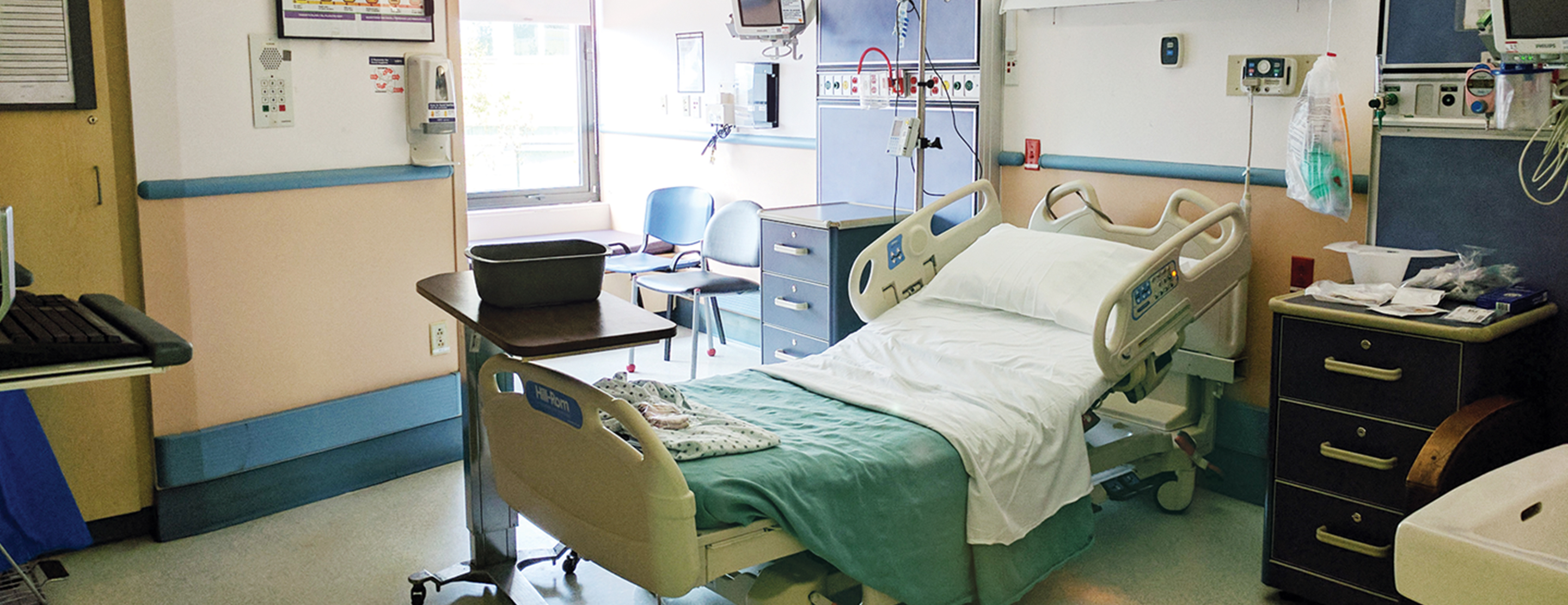 Patient Rooms in UCSF Benioff Children's Hospital Oakland UCSF Benioff Children's Hospitals