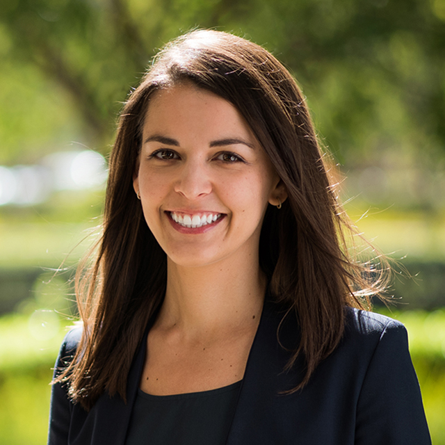 alexandra-ross-psychologist-105-320x320-2x