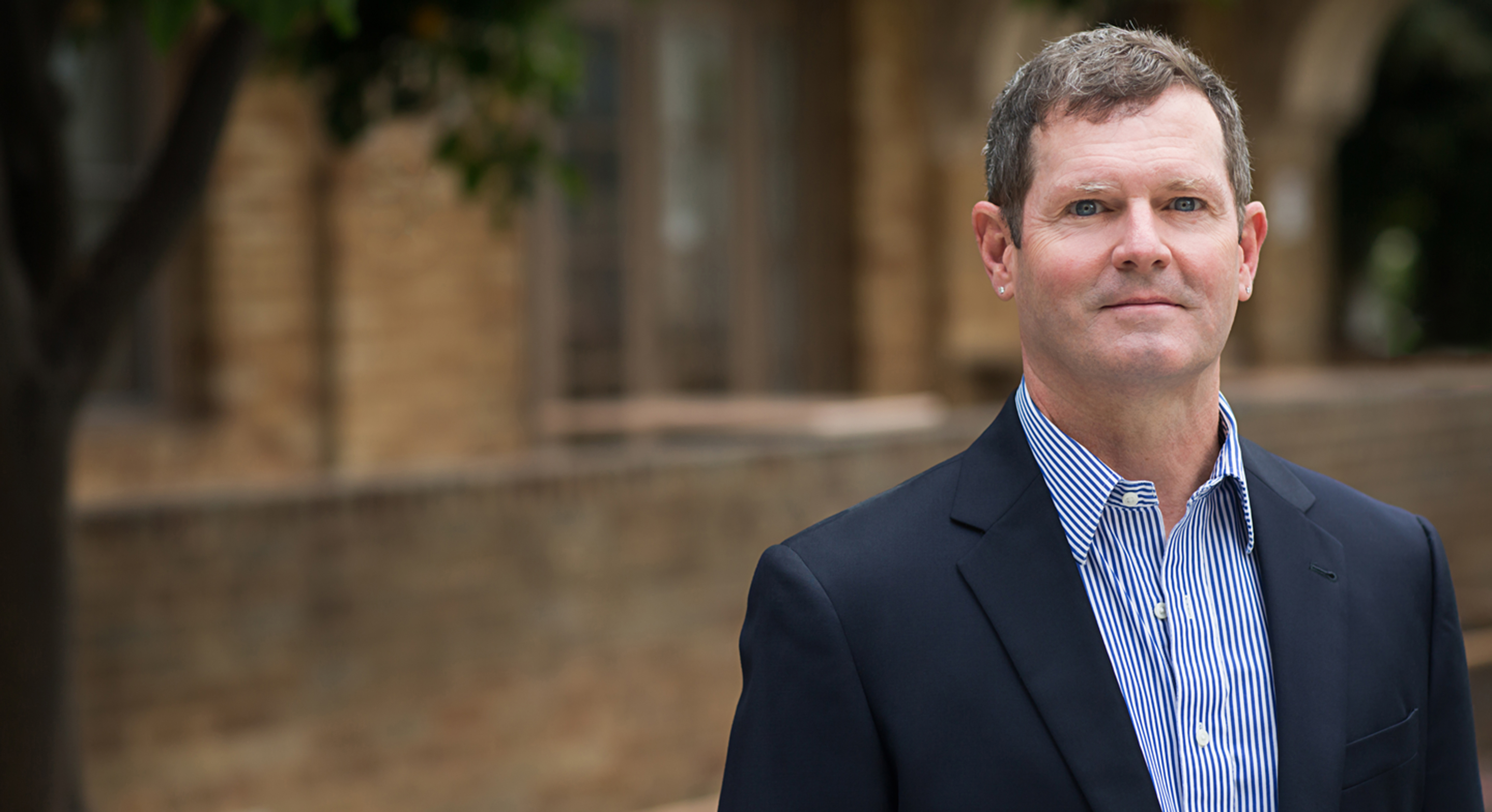 dr-james-crawford-jakubiak-md-5770-1440x784-2x