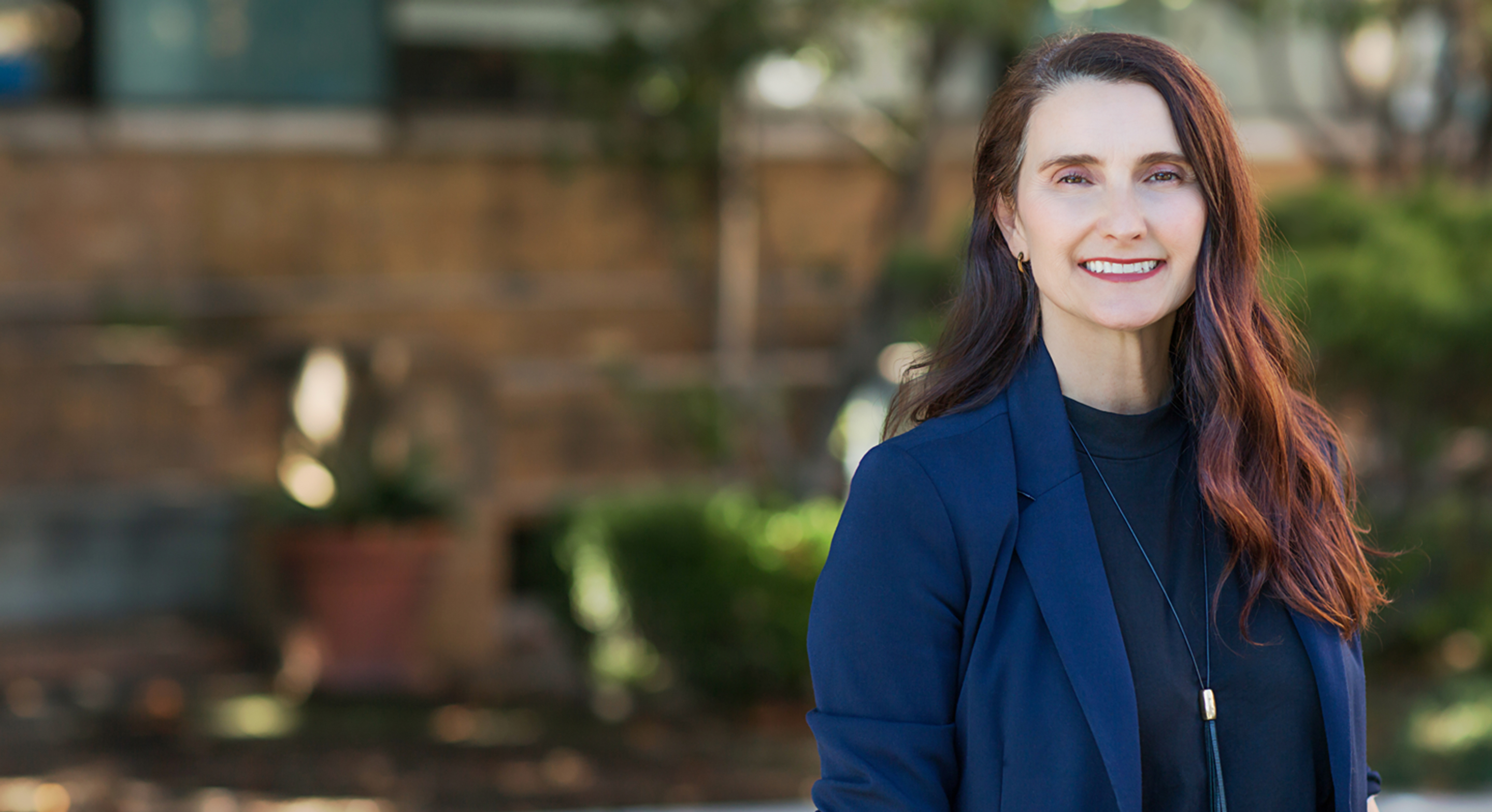 elizabeth-dacosta-pa-5850-1440x784-2x