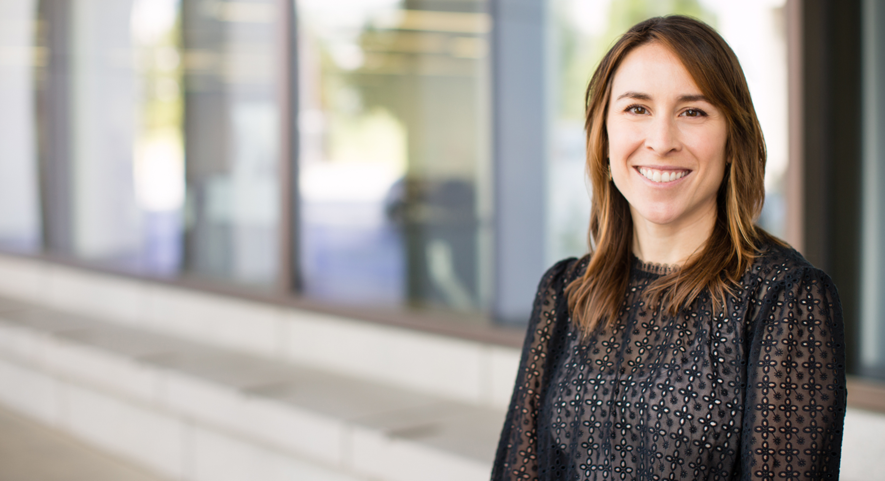 tara-valcarcel-np-79486-1440x784-2x