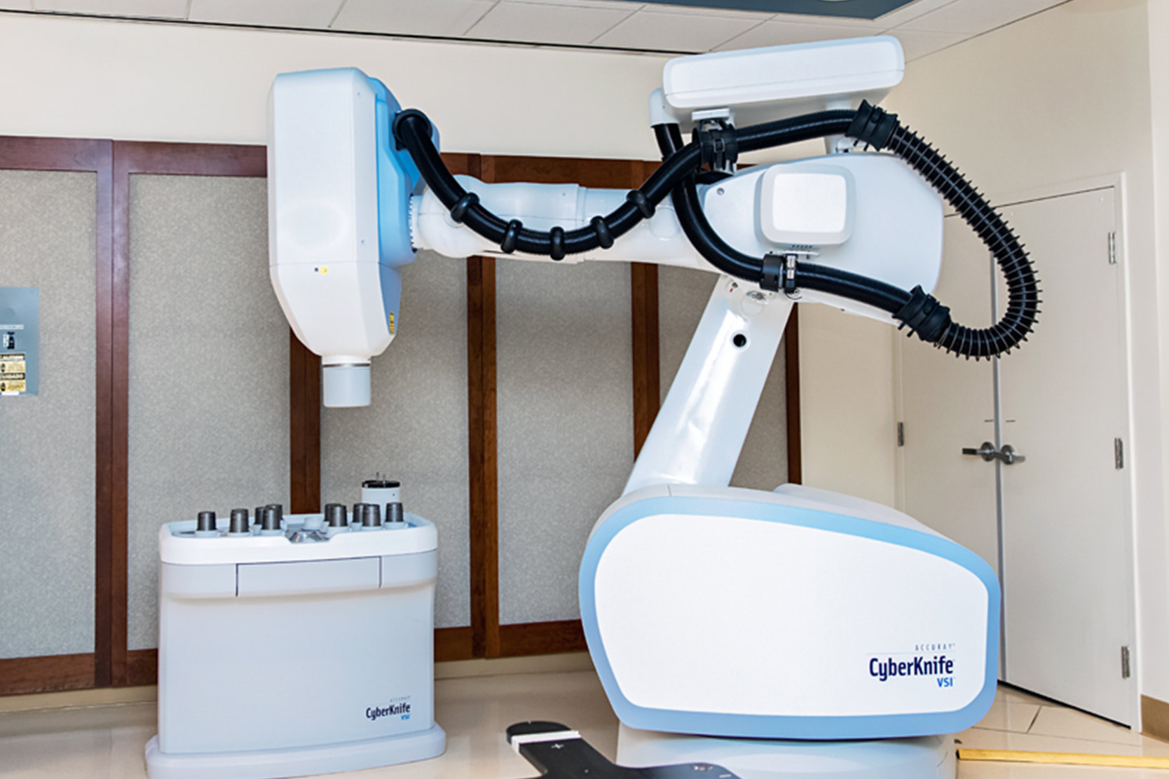 cyberknife-2x